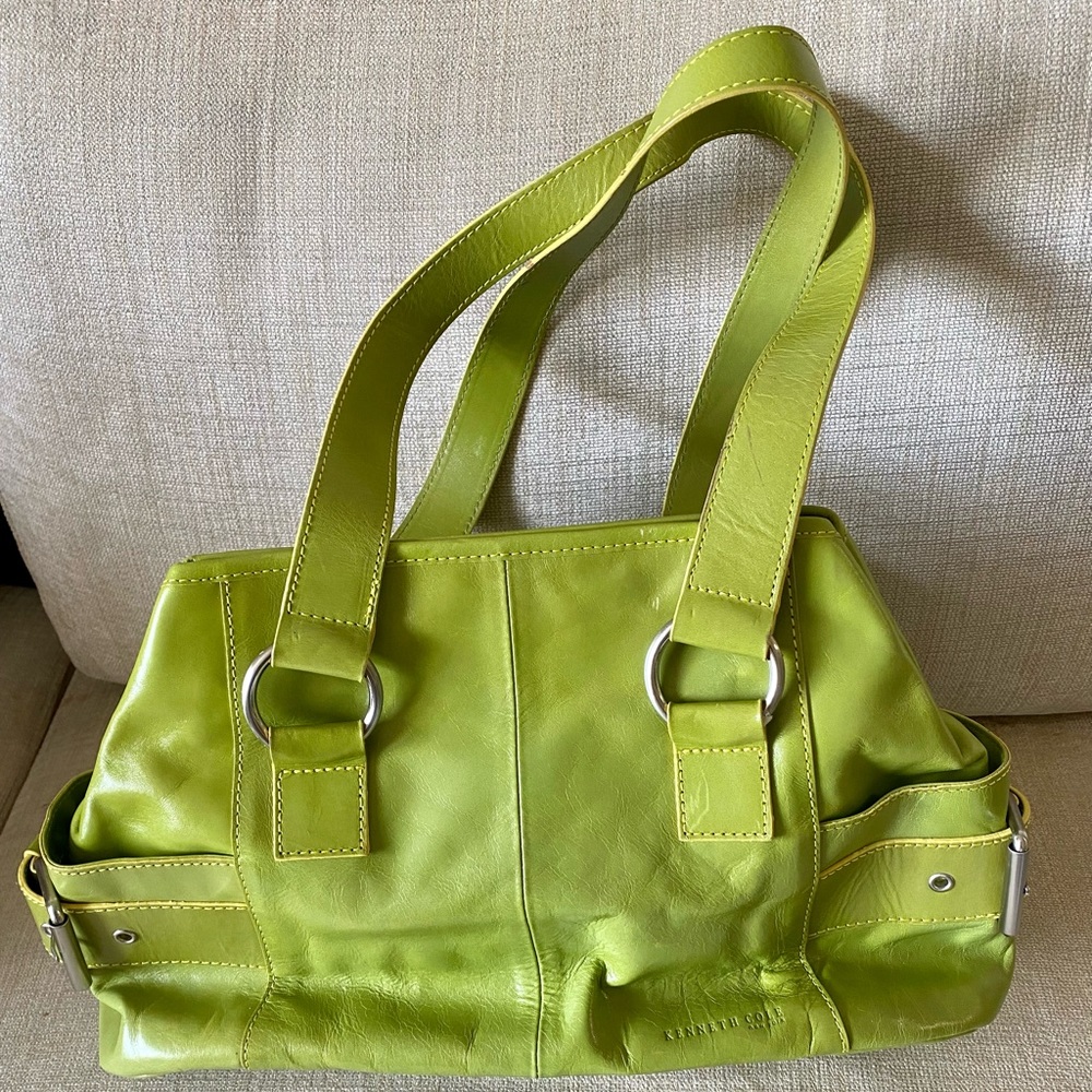 Kenneth Cole New York
Lime green purse handbag